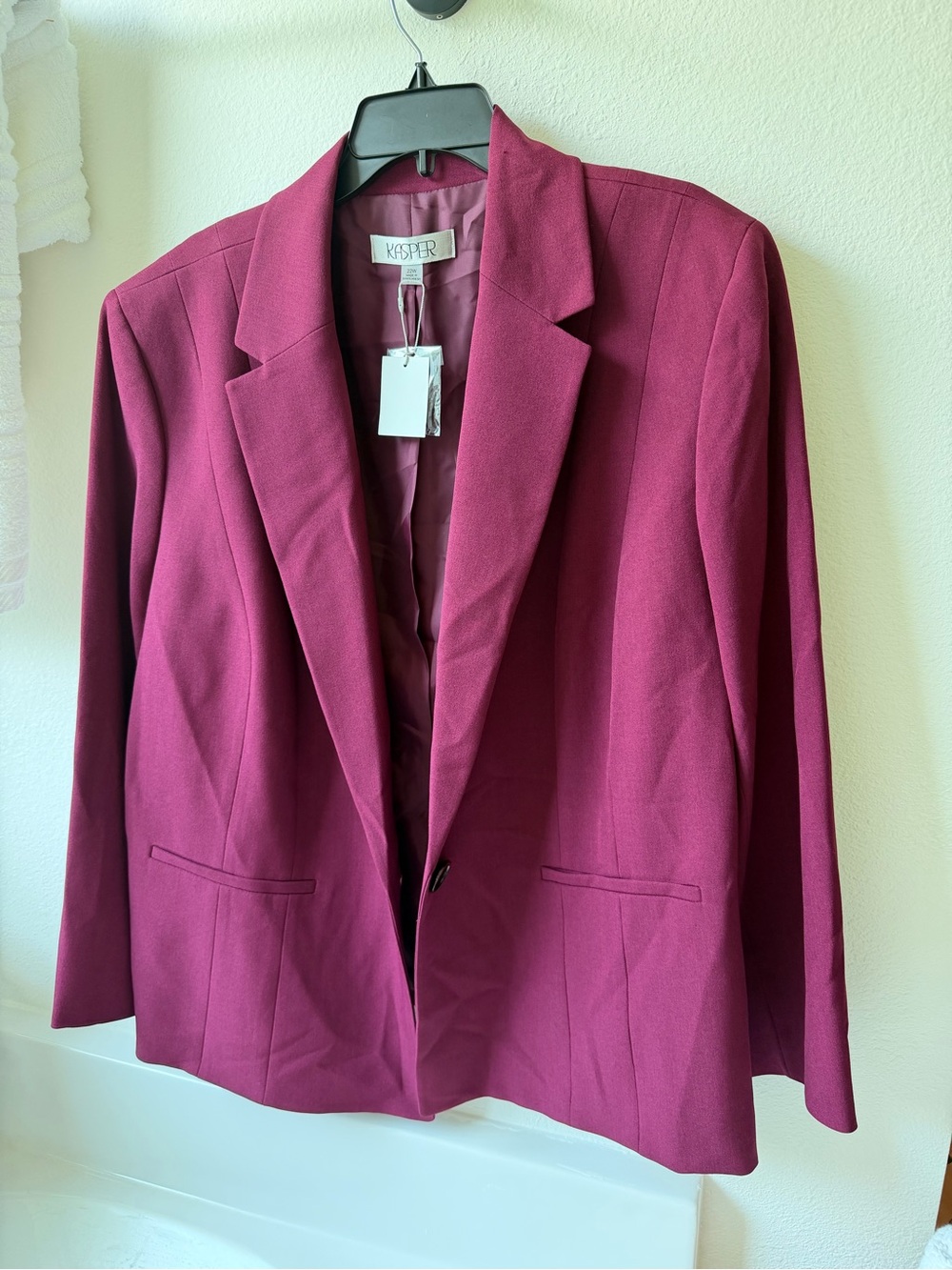 Kasper Women's Burgundy Single-Button Blazer